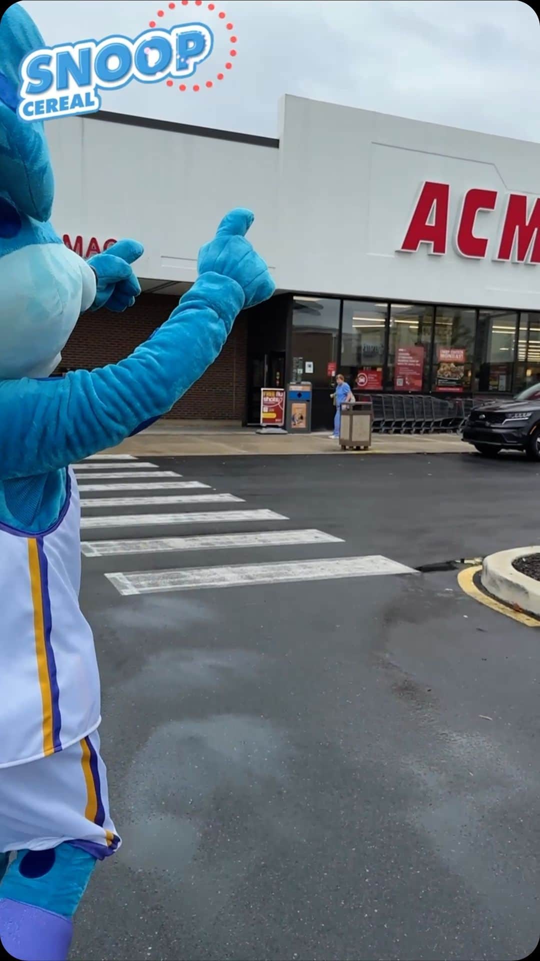 のインスタグラム：「Captain Ace @snoopcereal taking over the East Coast @acmemarkets @Masterp @post_cereals」