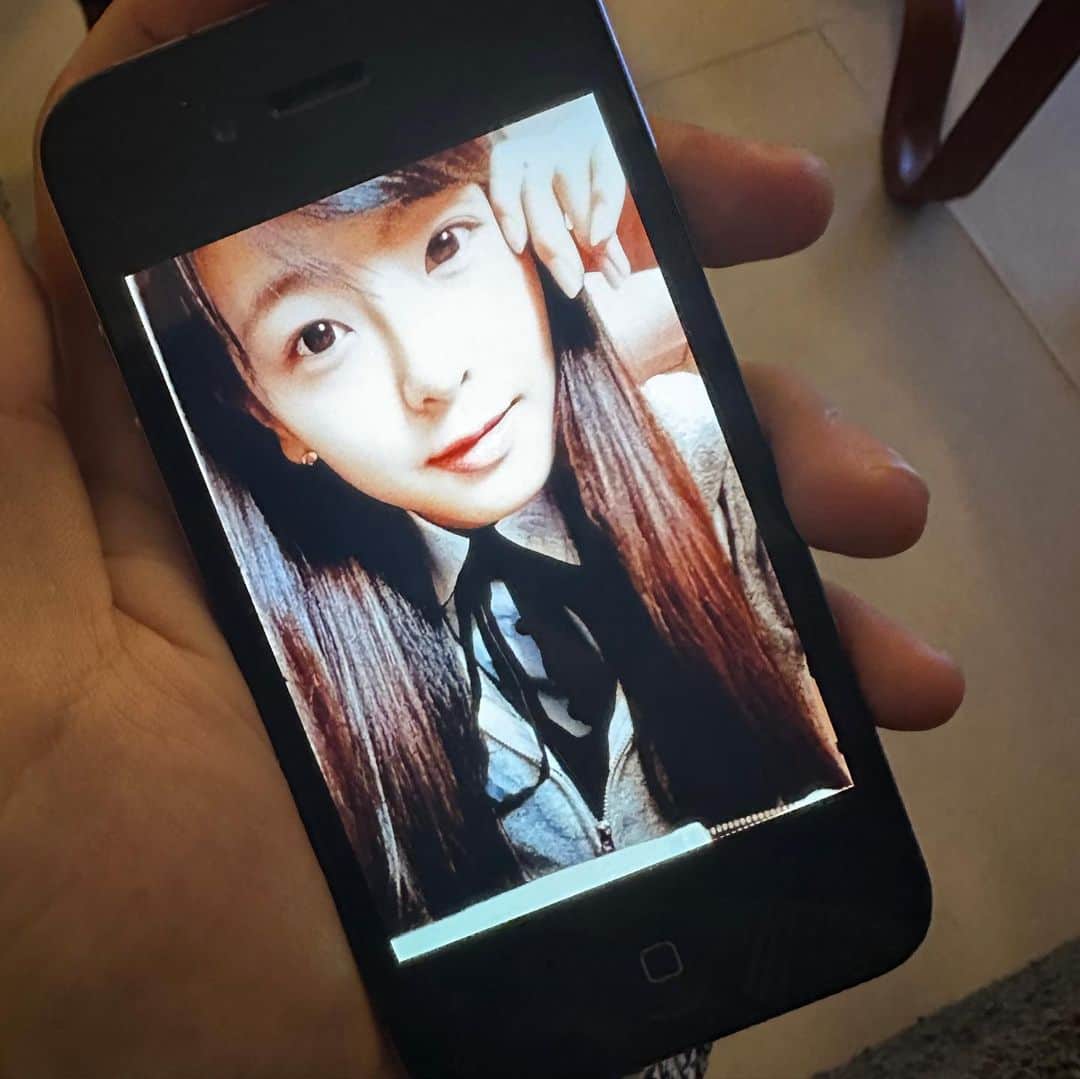 コ・ウォニのインスタグラム：「나는 지금 시간 여행 중 ✈️」