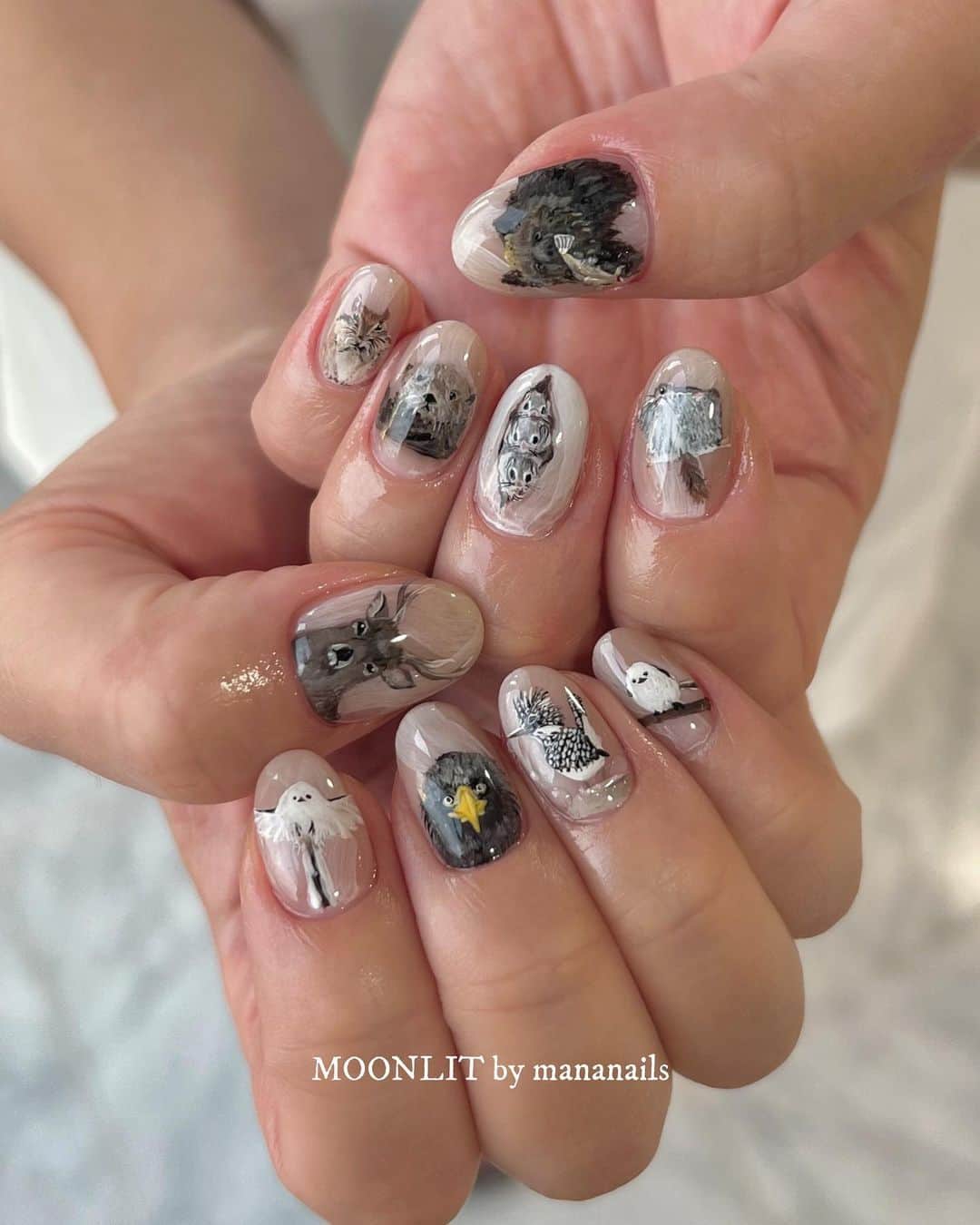 mananailsのインスタグラム：「Animals of Hokkaido🐻🦌🦦🕊️🐿️🦅  北海道の動物たちに会いに行くお客様に 10本動物たちもりもりネイル🫶🏼  ☾180minオフ込み」