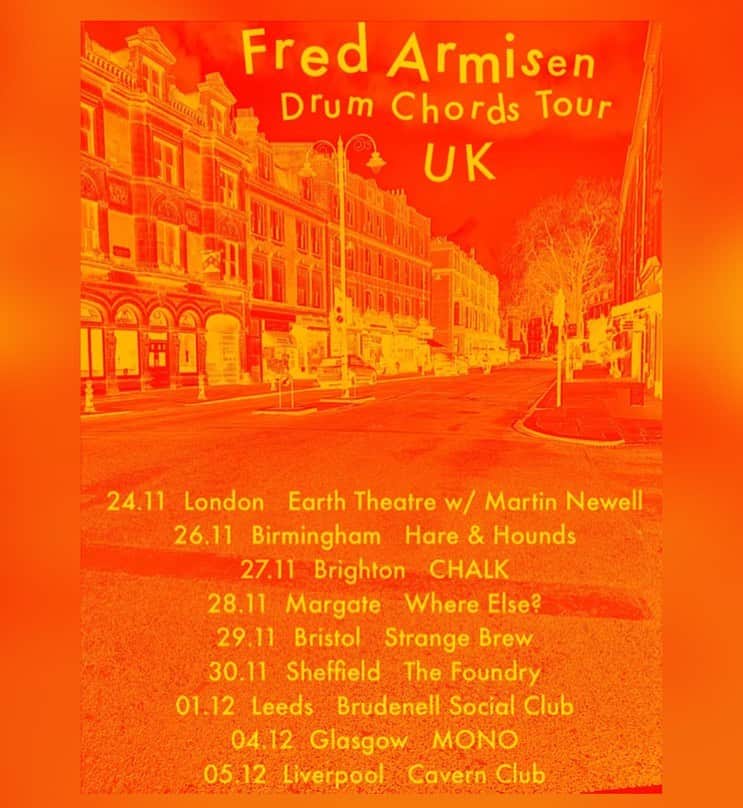 フレッド・アーミセンのインスタグラム：「🇬🇧UK Tour! So looking forward to this. Tickets on sale today.  London show with Martin Newell of Cleaners From Venus.  #comedyformusiciansbuteveryoneiswelcome @crosstownconcerts」