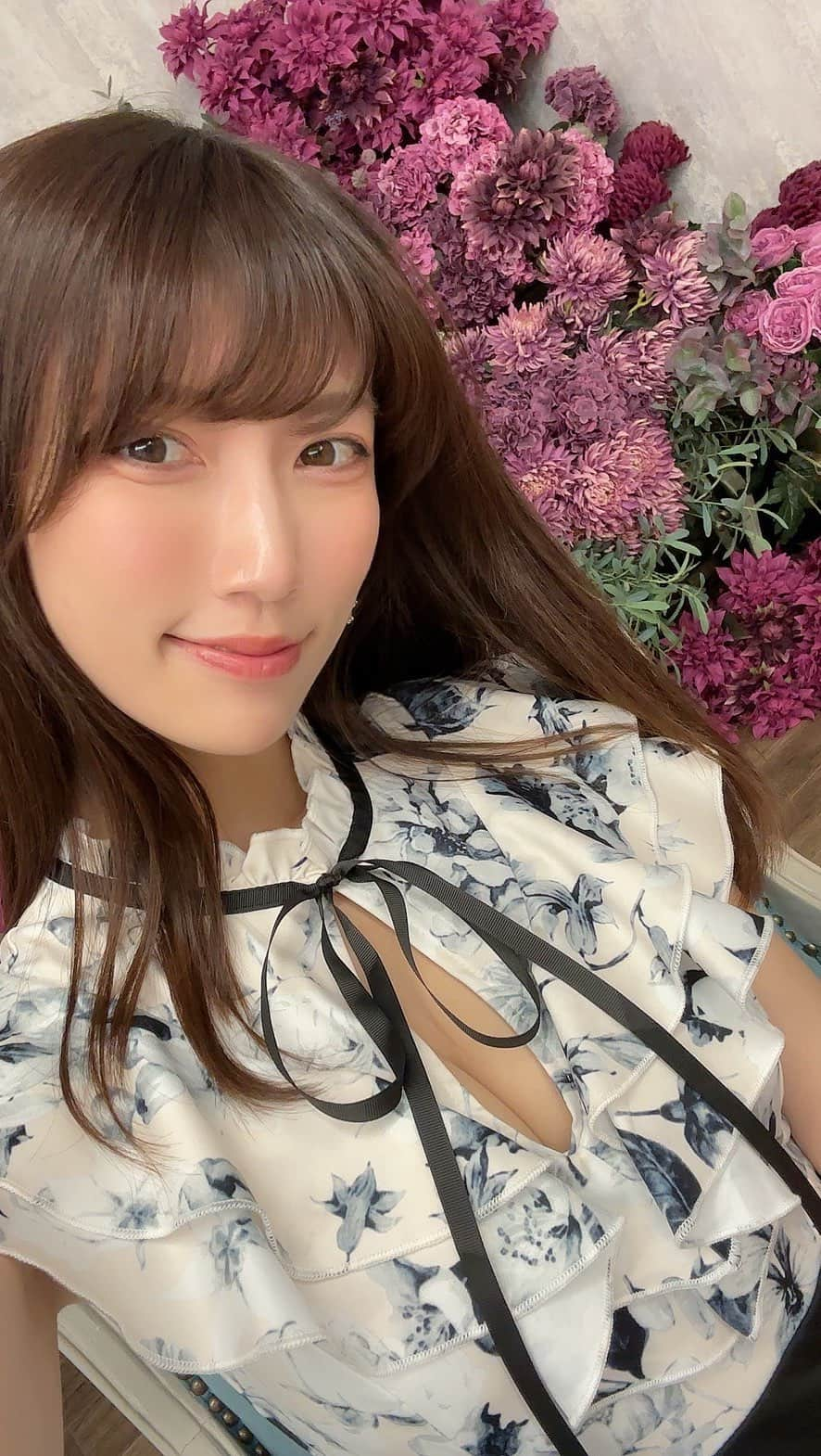 板野優花のインスタグラム：「動画と写真どっちが伸びやすいんだろう😌💗 動画も好きだよって方はイイネしてね✨️ #shadowlights撮影会 #関西撮影会 #関西撮影会モデル  #フリーモデル関西 #紫陽花 #紫陽花ポートレート  #ポートレート #ポートレートしま専科 #カメラ好きな人と繋がりたい  #ミスヤングチャンピオン2023 #フリーモデル関西  #フリーランスモデル #撮影依頼受付中 #撮影依頼募集中」