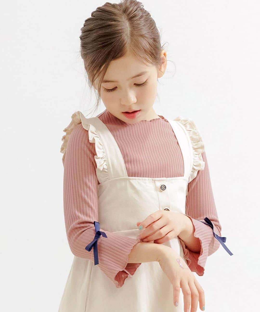 韓国子供服Beeのインスタグラム