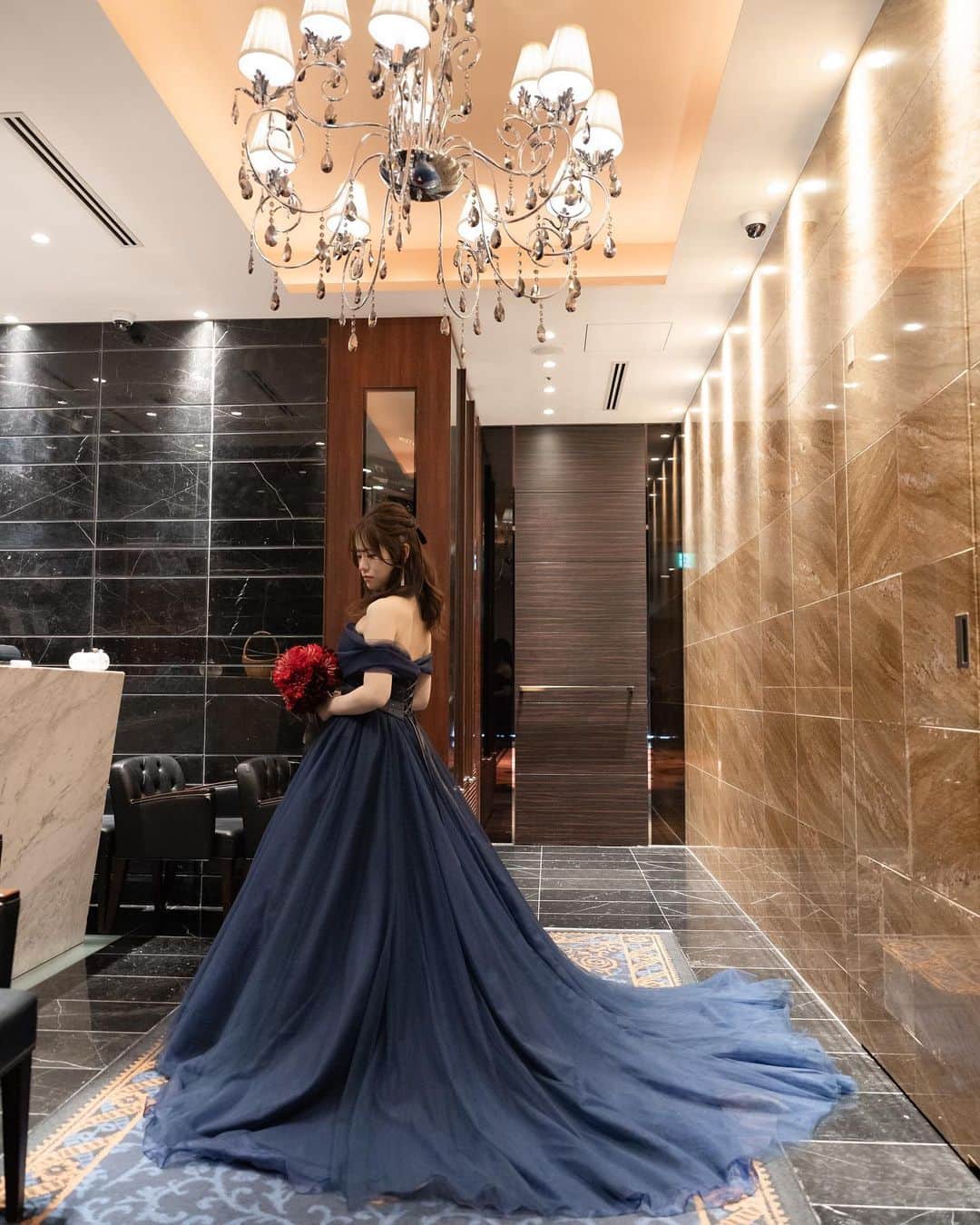 さんのインスタグラム写真 - (Instagram)「【カラードレス】  ご新婦様がそれぞれ見つけた運命の1着  どのお色味がお好きですか？  #lagunaveilpremier #ラグナヴェールプレミア #令和婚#2023夏婚#2023秋婚 #2023冬婚#2024春婚#2024夏婚 #2023wedding #2024wedding #wedding#結婚式#関西結婚式#大阪駅直結 #結婚式場#大阪結婚式場#ウェディング #大阪プレ花嫁#関西花嫁 #プレ花嫁#卒花嫁#大阪花嫁 #オリジナルウェディング #ウェディングコーディネート #ウェディングレポ #ブライダルフェア #届かない想いはない #dlw #エスクリ#ラグナプリエ」9月27日 17時28分 - lagunaveil.premier
