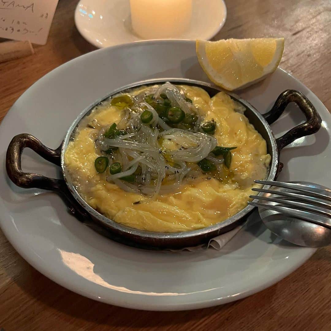 山崎江莉のインスタグラム：「前菜onlyで @aurelio_shibuya   定期的に行きたくなるな〜  お祝いもしていただいた🫶  #aurelio」