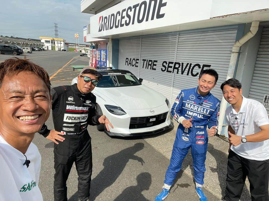 脇阪寿一さんのインスタグラム写真 - (脇阪寿一Instagram)「今日は例のアレ！ Auto Produce BOSSのZにPOTENZA RE-12Dを装置したタイムアタックバトル。 ラーマン山田 vs 平峰一貴 星野一樹監督まで登場したTEAM IMPUL、、、  勝つのはどっち⁉️  #筑波タイムアタック #筑波サーキット #タイムアタック #ラーマン山田 #平峰一貴 #星野一樹 #teamimpul  #bridgestone  #potenza  #re12d  #autoproduceboss  #nissan #z  #videooption」9月27日 17時44分 - juichiwakisaka