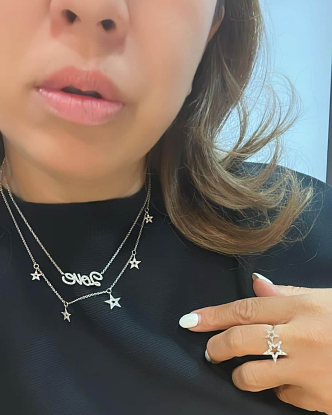 伊藤羽仁衣のインスタグラム：「⭐️💫⭐️  . #malouloutte #マルルットゥ　 #casualrich #カジュアルリッチ #コメット　#星　#jewelry  #hanyito #伊藤羽仁衣」