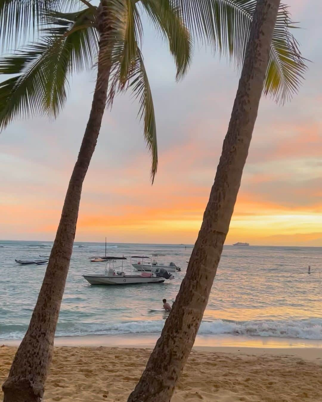 明松美玖のインスタグラム：「、 in Hawaii 🌺」