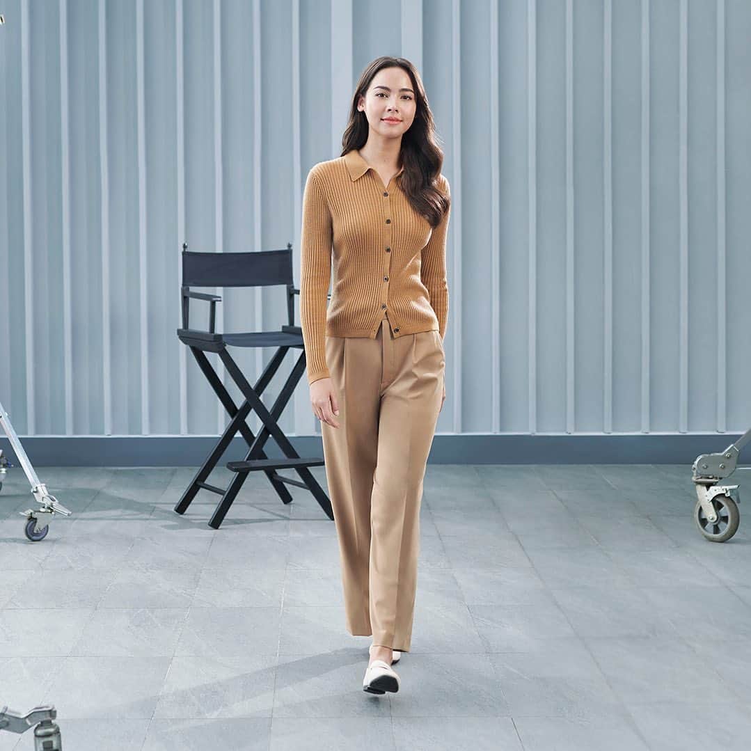 ウッラサヤー・セパーバンのインスタグラム：「สำหรับญ่า ทุกการทำงานต้องมี Global Mindset เพื่อจะนำเสนอสิ่งใหม่ๆ และพร้อม Challenge ทุกบทบาทที่ได้รับ ให้เราได้พัฒนาตัวเองให้ทุกอย่างที่ทำออกมาสมบูรณ์แบบที่สุด  และในทุกวันของญ่าก็มียูนิโคล่ที่คอยมาซัพพอร์ทเติมเต็มทั้งการทำงานรวมไปถึงการใช้ชีวิต เพราะไม่ว่าจะบทบาทหรือหน้าที่ไหน ยูนิโคล่ ก็ตอบโจทย์ไลฟ์สไตล์ของญ่าได้หมด ด้วยเทคโนโลยีที่ดีและคุณภาพระดับเวิลด์คลาสทำให้ญ่าก้าวไปข้างหน้าได้ในทุกๆ วันค่ะ ถ้าใครอยากสัมผัสประสบการณ์ระดับเวิลด์คลาส ญ่าบอกเลยว่าต้องมาที่ยูนิโคล่สาขาเซ็นทรัลเวิลด์ ที่ปรับโฉมใหม่และจะกลับมาเปิดในวันที่ 28 กันยายน 2566 นี้ บอกเลยว่ามีไอเทมมากมายตอบโจทย์การใช้ชีวิตทุกๆ คนแน่นอนค่ะ  #UniqloThailand #UniqloCentralWorld #CelebratingWorldClassYourTimeIsNow」
