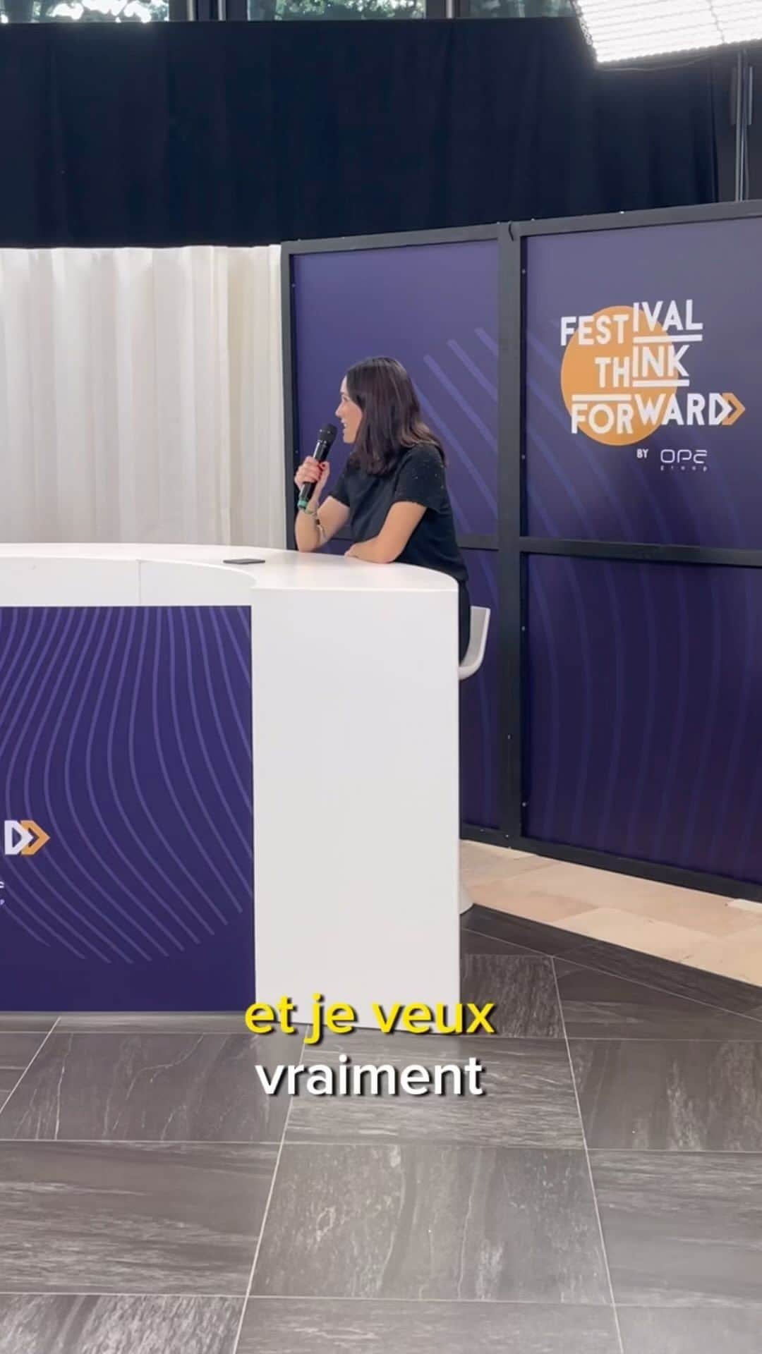 Leslie Camila-Roseのインスタグラム：「🇫🇷 Behind the scene, depuis les coulisses du plateau d’enregistrement…   Après ma conférence et une table ronde lors du @festivalthinkforward la semaine dernière à La Baule, Laurence Baudhuin m’a interviewée.   On a évidement parlé du thème de mon talk : le conditionnement autour de notre perception du succès et du bonheur dans notre société occidentale, et l’importance de déconstruire nos croyances et nos comportements face aux enjeux actuels.   Mais j’ai aussi eu l’opportunité de parlé du projet sur lequel je travaille en ce moment : *Scoop de Glace!* Un documentaire hybrid (podcast et si nous bouclons le budget sa version visuelle) sur l’avenir des glaciers et le changement climatique, avec une approche toute particulière : une collaboration père (mon père est glaciologue ❄️) / fille. Cette rencontre entre deux générations face à un futur incertain est aussi une réflexion sur notre héritage. Quelles histoires laissons nous derrière nous ? Quelle histoire souhaitons-nous écrire ensemble ?  L’histoire, les récits et le storytelling sont au cœur du projet. Et j’explique brièvement pourquoi cet angle est si important pour moi dans cette vidéo.  Stay tuned 💫🏔️🩵 #glaciers  🇺🇸 Behind the scene... After my talk and a panel discussion at the @festivalthinkforward last week in La Baule, Laurence Baudhuin interviewed me.  I had the opportunity to talk about the project I'm working on right now: Scoop de Glace!  A hybrid documentary (podcast and, if we secure the budget, its film version) about the future of glaciers and climate change, with a very special approach: a father (my father is a glaciologist ❄️) / daughter collaboration. This encounter between two generations facing an uncertain future is also a reflection on our legacy. What stories do we leave behind? What story do we want to write together?  History, narratives, and storytelling are at the heart of the project. And I briefly explain why this angle is so important to me in this video. Stay tuned 💫  Et un grand merci à toute l’équipe du Festival !」
