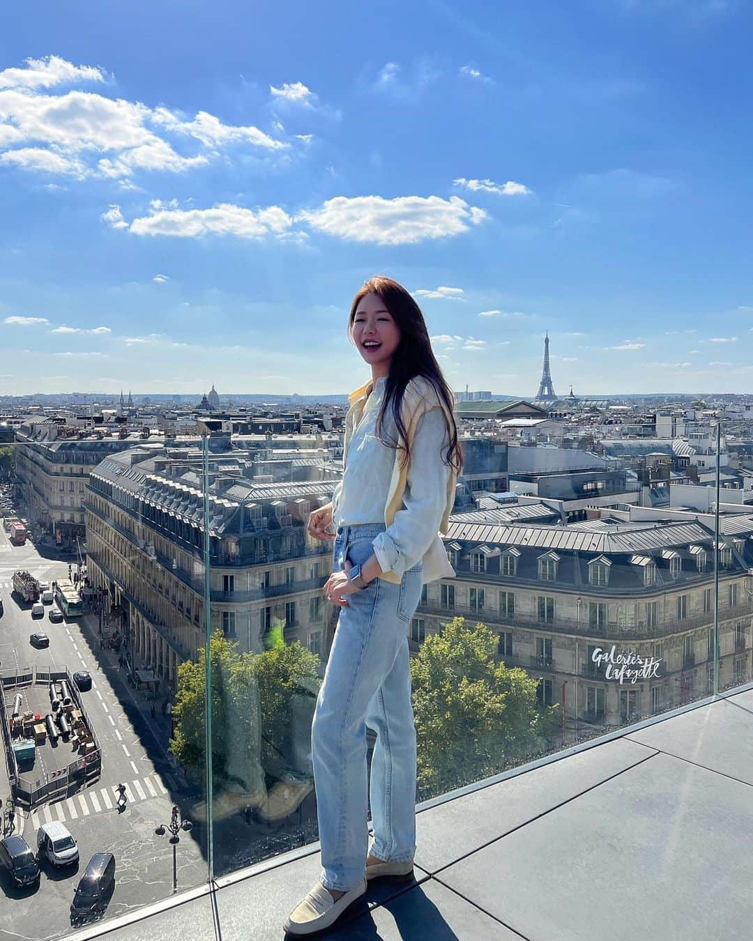 キム・グリームのインスタグラム：「🩵💛🩶  #GreeminFrance_Paris」