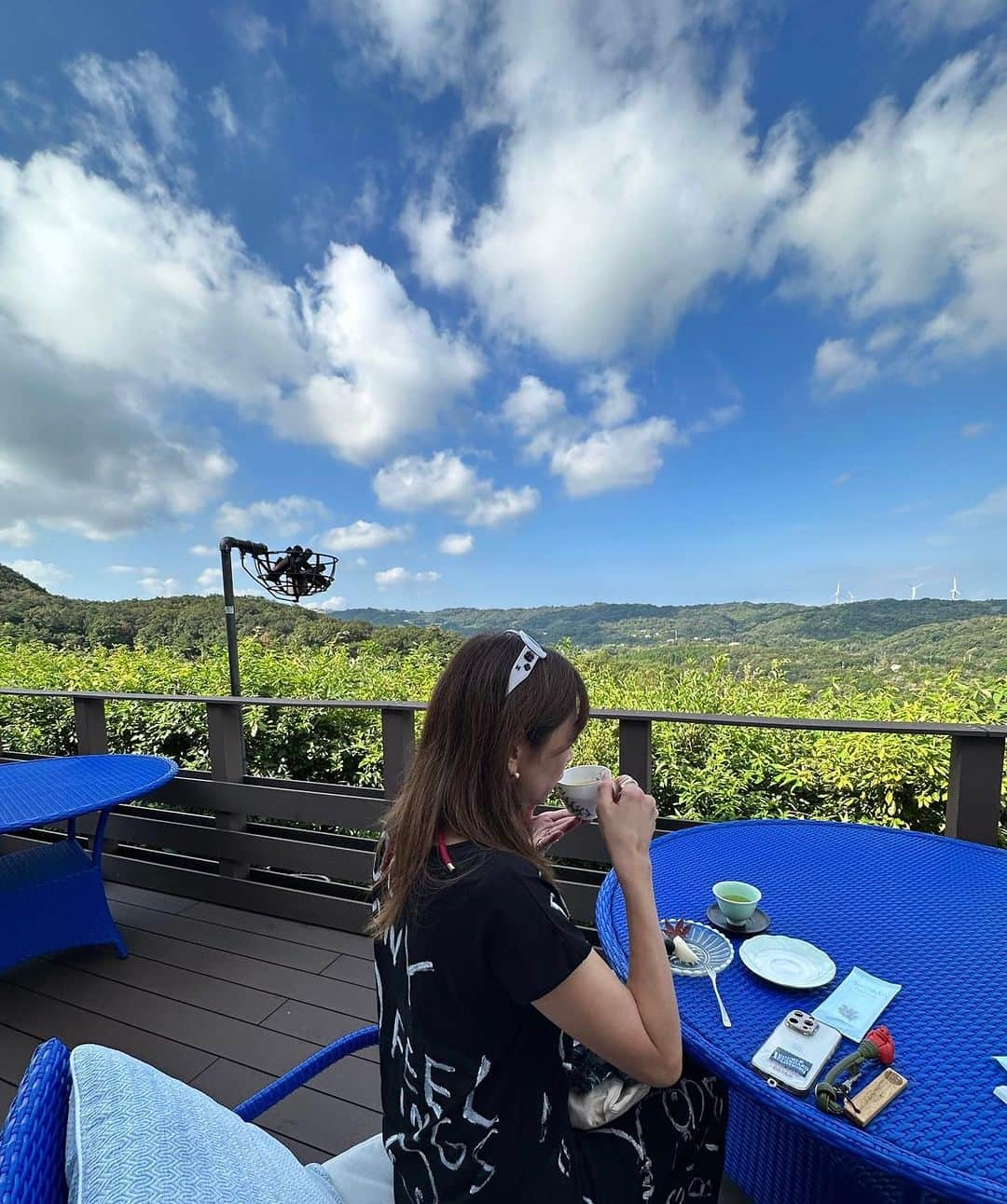 中島史恵さんのインスタグラム写真 - (中島史恵Instagram)「今回宿泊させて頂きました 淡路島の素敵なホテル  GRAND CHARIOT 北斗七星135°  お部屋に置かれてるインテリアも 素敵で上がりましたぁ😊 今日もいいお天気でした🌟 素敵な沢山の出逢いに感謝です🩵  #GRAND CHARIOT 北斗七星135° #中島史恵 #淡路島ホテル #空中ヨガ #瞑想ヨガ」9月27日 18時21分 - fumielove0614