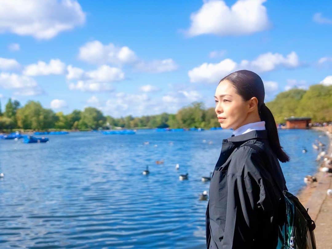 川原亜矢子のインスタグラム：「ロンドン散歩 #london #hydepark #travel #ロンドン #旅」