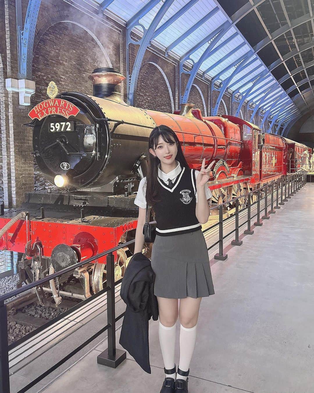 れみぱんさんのインスタグラム写真 - (れみぱんInstagram)「ハリーポッタースタジオツアーに行ってきたよ🧙🏻‍♂️」9月27日 18時33分 - lemipanna