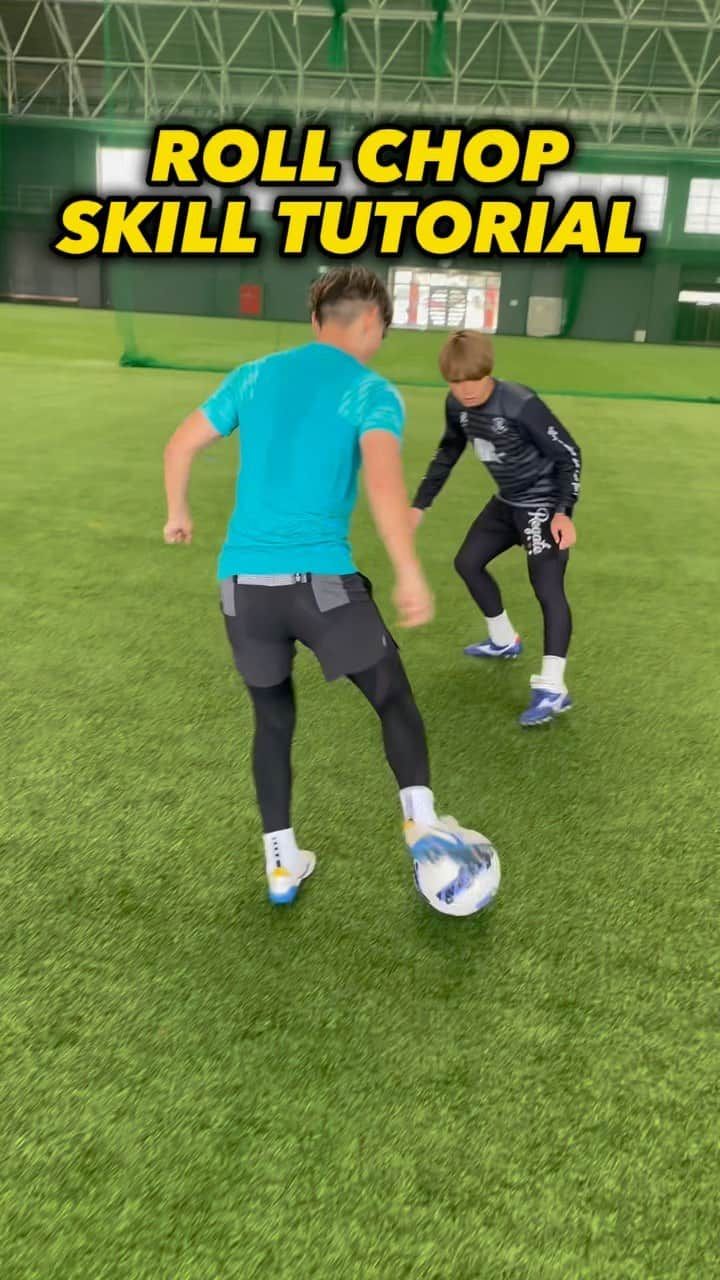 たまこうのインスタグラム：「. simple dribbling techniques🔥 シンプルなドリブルテクニック‼️  Follow me  @tamakou0908   #サッカー#サッカードリブル#サッカー少年#サッカーママ#サッカーパパ#たまこう#長崎総附サッカー部#サッカースクール#soccer#football#footballskill #soccerskills #footballplayer #soccerplayer」