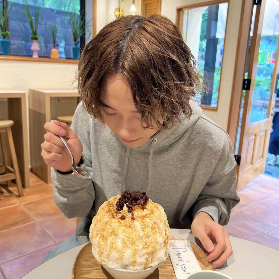 椚三波斗さんのインスタグラム写真 - (椚三波斗Instagram)「きな粉かき氷すごく美味しかったぁ！」9月27日 18時42分 - 9bic_minato