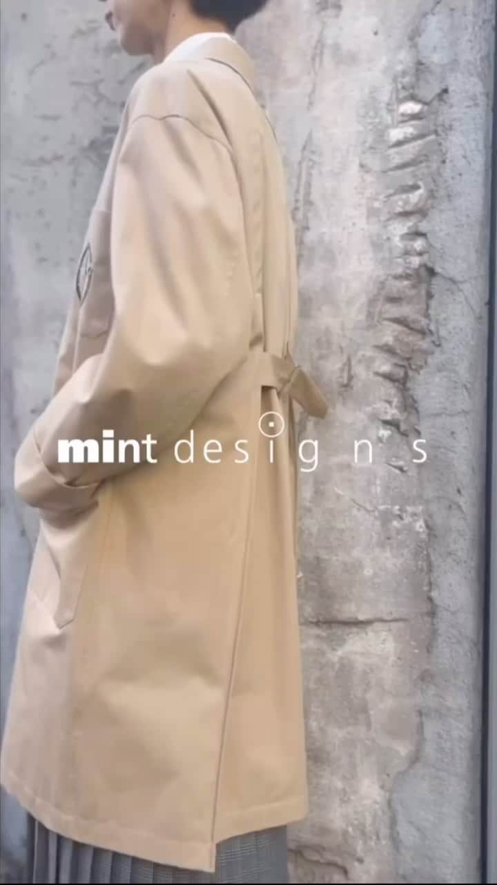 ミントデザインズのインスタグラム：「. -JACKET COLLECTION!!-  さっと羽織るだけで秋らしさが増す、薄手コートのラインナップです。 今の時期から取り入れて、真夏以外のシーズン長くお使いいただけるのが魅力です♪  ■LOOP JACKET ■WALL PAPER BLOUSON ■DOLL COAT ■PUNCHING COAT ■ZIP BLOUSON  #mintdesigns #ミントデザインズ #2023aw」
