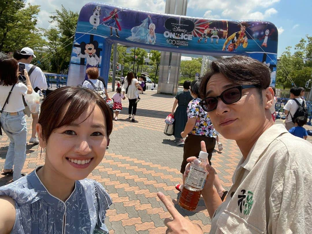 松原朋美さんのインスタグラム写真 - (松原朋美Instagram)「☀️夏の思い出☀️  人生初の相撲を見に行ったり、 推し活したり、美味しいもの食べたり、友達の赤ちゃんに癒された夏でした🌻  コロナになって体調を崩した時はこの世の終わりかのような辛さに泣きたくもなりましたが…。  やはり健康が第一！！ 健康であることが何より嬉しい！笑  季節の変わり目で体調を崩しやすいですから気をつけて過ごさなきゃですね😭  秋はどんなことをして楽しもうかな〜？🍂🍠🍁  #夏の思い出#健康第一 #推し活#straykids  #相撲#名古屋場所 #ディズニーオンアイス #食欲の秋到来」9月27日 19時18分 - matsubara.tomomi.0205