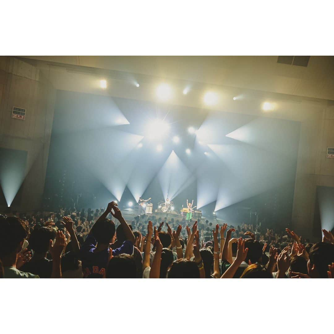 Saucy Dogさんのインスタグラム写真 - (Saucy DogInstagram)「2023.9.20　新潟テルサ Saucy Dog HALL TOUR 2023"in your life" 新潟公演  all photo by白石達也(@t_s_p_1988)  #サウシードッグ #サウシー  #さうしーどっぐ  #さうしー #saucydog」9月27日 19時28分 - saucydog0403