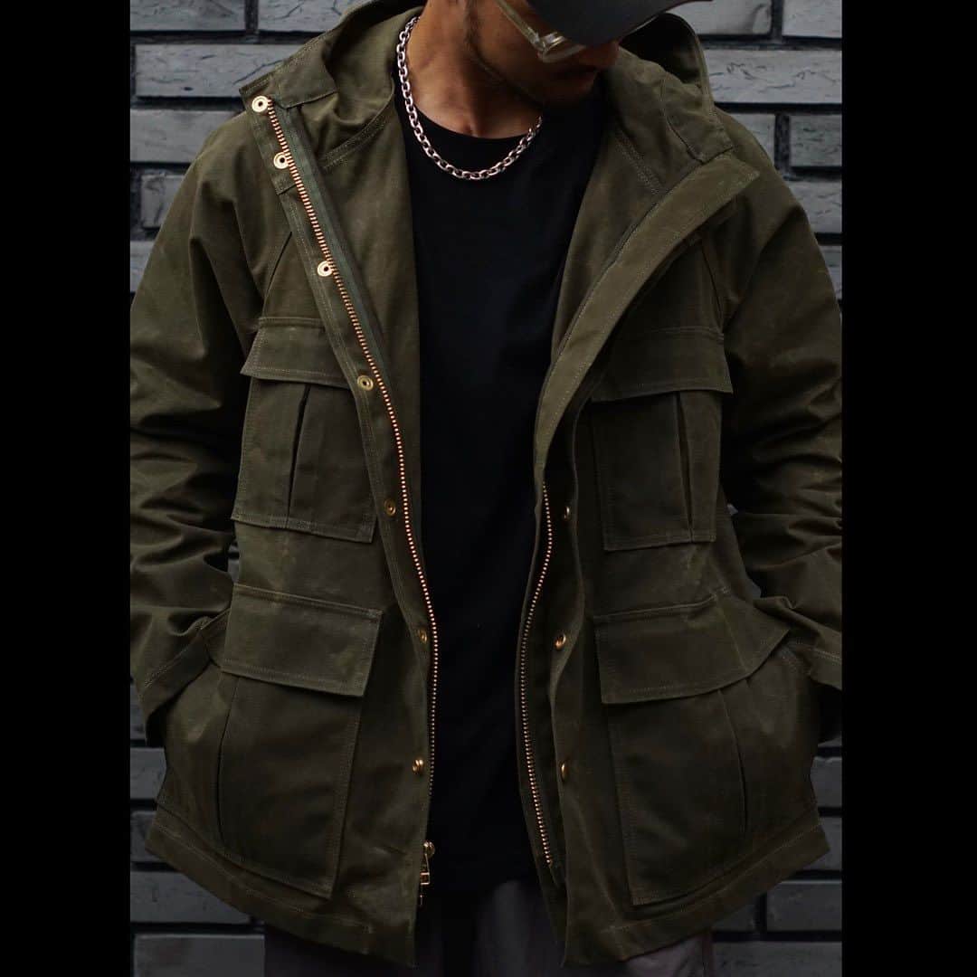 ウェスコさんのインスタグラム写真 - (ウェスコInstagram)「New Arrival!!  DEHENから初登場のアイテムとなる"Heavy Duty Raincoat"が入荷しました！ 作りやスペックはその名の通り、まさに「ヘビーデューティー」な逸品です。 詳細はWESCO JAPAN STAFF BLOGにてご覧ください！ @wesco_japan アカウントトップのURLからブログへリンクします。  #dehen #heavydutyraincoat #raincoat #mountainparka #dehen1920 #dehenjapan #since1920 #oregon #portland #madeinUSA🇺🇸 #japan #osaka #wescojapan #dehenjapan #tokyo #wescosetagaya」9月27日 19時31分 - wesco_japan