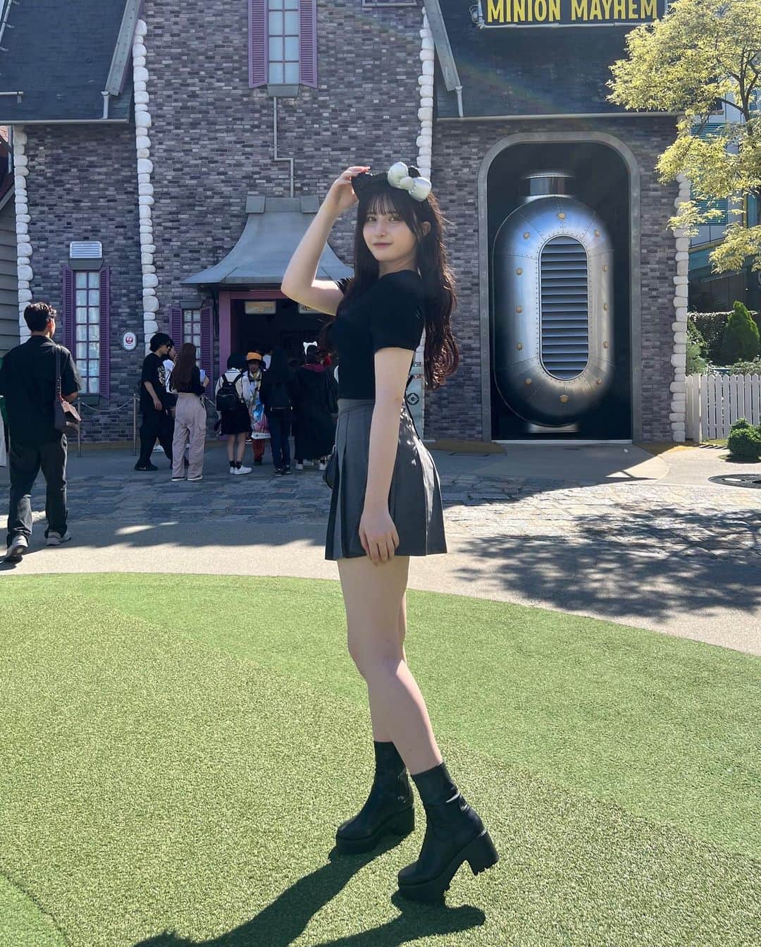 エイミーさんのインスタグラム写真 - (エイミーInstagram)「🌎  人生初ユニバでした🫶🏻 ・ ・ ・  #ユニバコーデ  #ユニバ  #ユニバハロウィン」9月27日 19時34分 - amy__1021