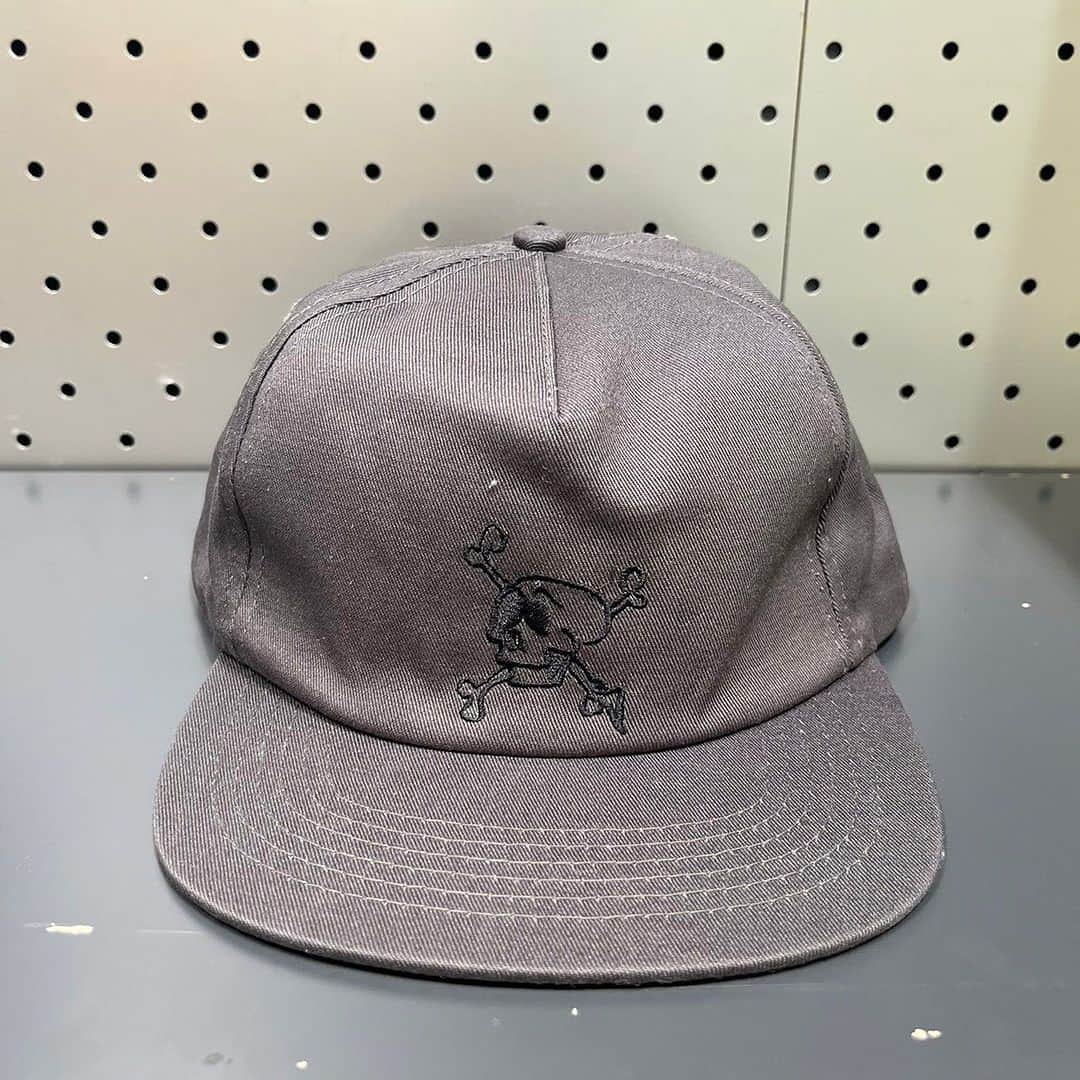 のインスタグラム：「＜KROOKED＞ Mens Style Cap ¥6,600-(inc.tax) Item No.11-41-0701 BEAMS JAPAN 2F ☎︎03-5368-7317 @beams_japan #krooked #beams #beamssurfandsk8 #beamsjapan #beamsjapan2nd Instagram for New Arrivals Blog for Recommended Items」