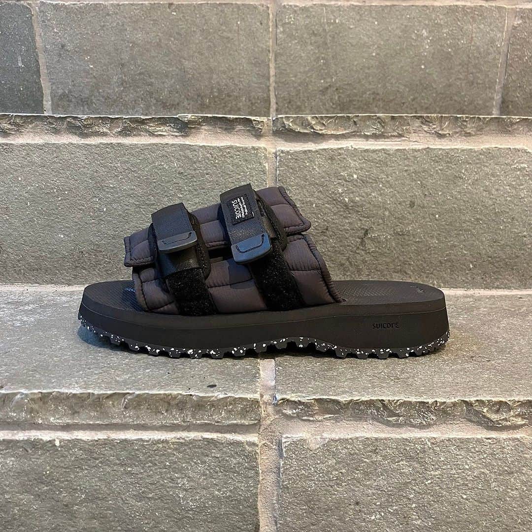のインスタグラム：「＜SUICOKE＞ Mens MOTO PUFF ab ¥25,300-(inc.tax) Item No.11-33-0165 BEAMS JAPAN 3F ☎︎03-5368-7317 @beams_japan #suicoke #beams #beamsjapan #beamsjapan3rd Instagram for New Arrivals Blog for Recommended Items」