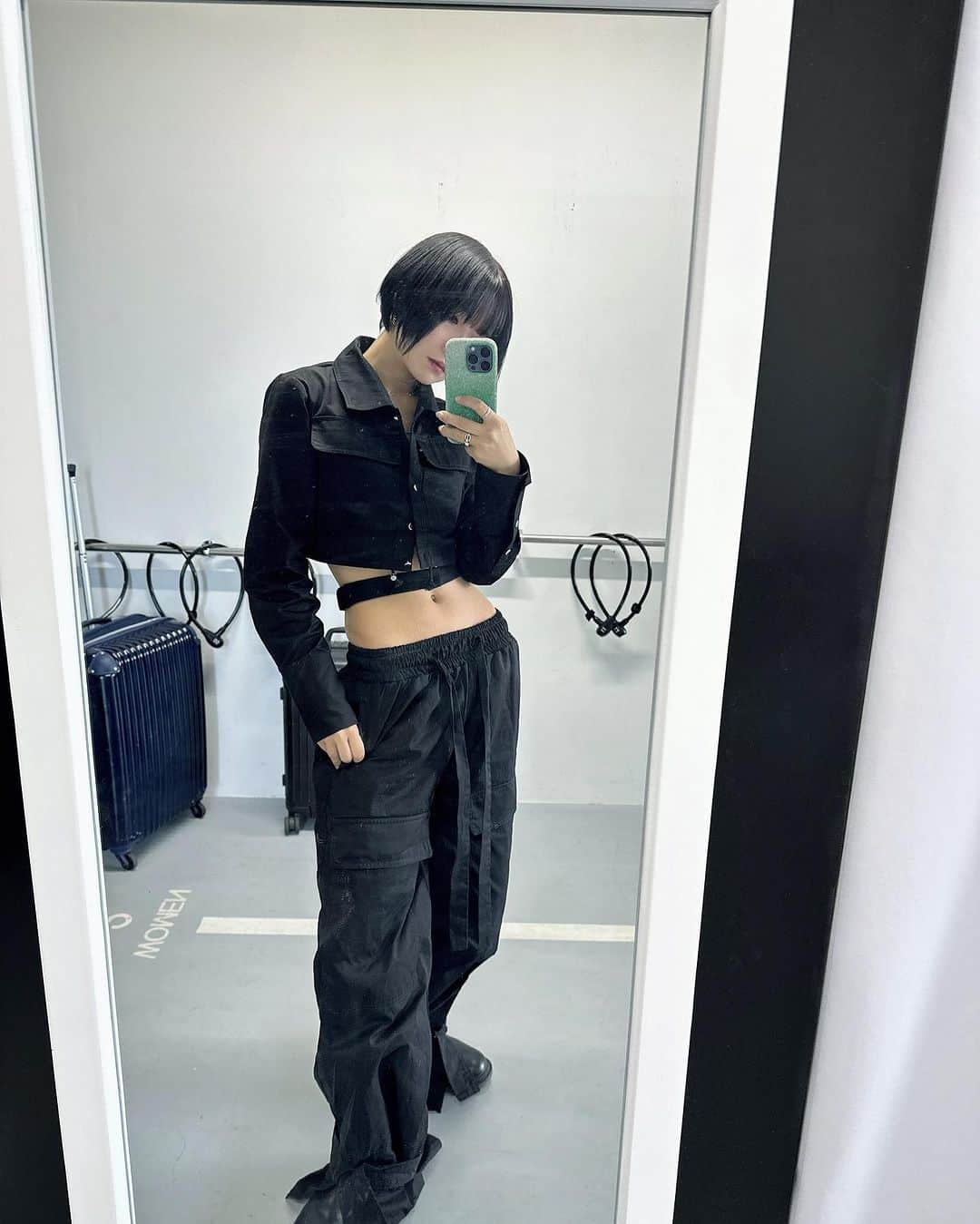 鳴上なごねさんのインスタグラム写真 - (鳴上なごねInstagram)「秋服おろした  #meltthelady #秋コーデ #fashion #dailylook」9月27日 19時53分 - narug0d