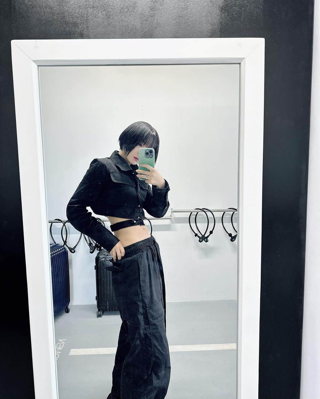 鳴上なごねさんのインスタグラム写真 - (鳴上なごねInstagram)「秋服おろした  #meltthelady #秋コーデ #fashion #dailylook」9月27日 19時53分 - narug0d