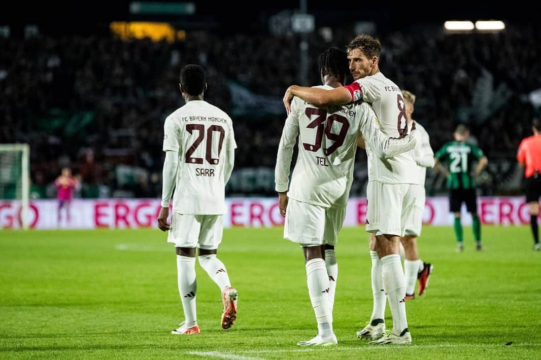 レオン・ゴレツカさんのインスタグラム写真 - (レオン・ゴレツカInstagram)「Next round ✔️🏆 @dfb_pokal」9月27日 19時58分 - leon_goretzka