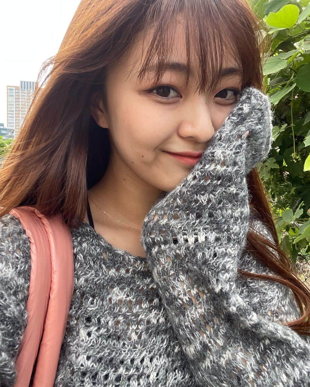 井上あかりのインスタグラム：「😉🍃🩷」