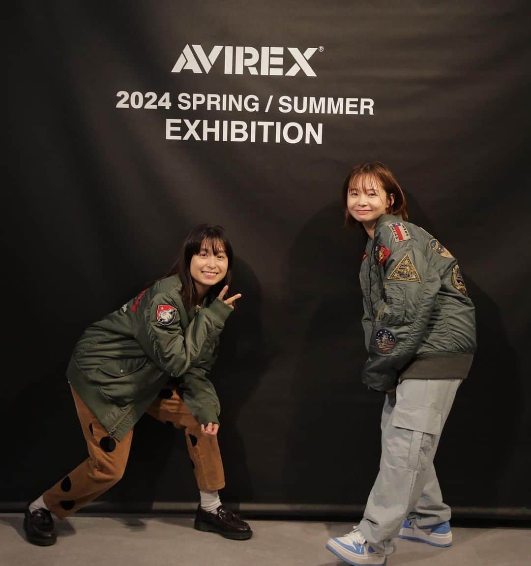 真奈のインスタグラム：「AVIREX 2024  SPRING & SUMMER♡︎  outer以外もめちゃくちゃ 可愛かったな… セットアップ全部 欲しかったな… @libertyforce_teruya さん ありがと〜〜♡︎  #avirex」