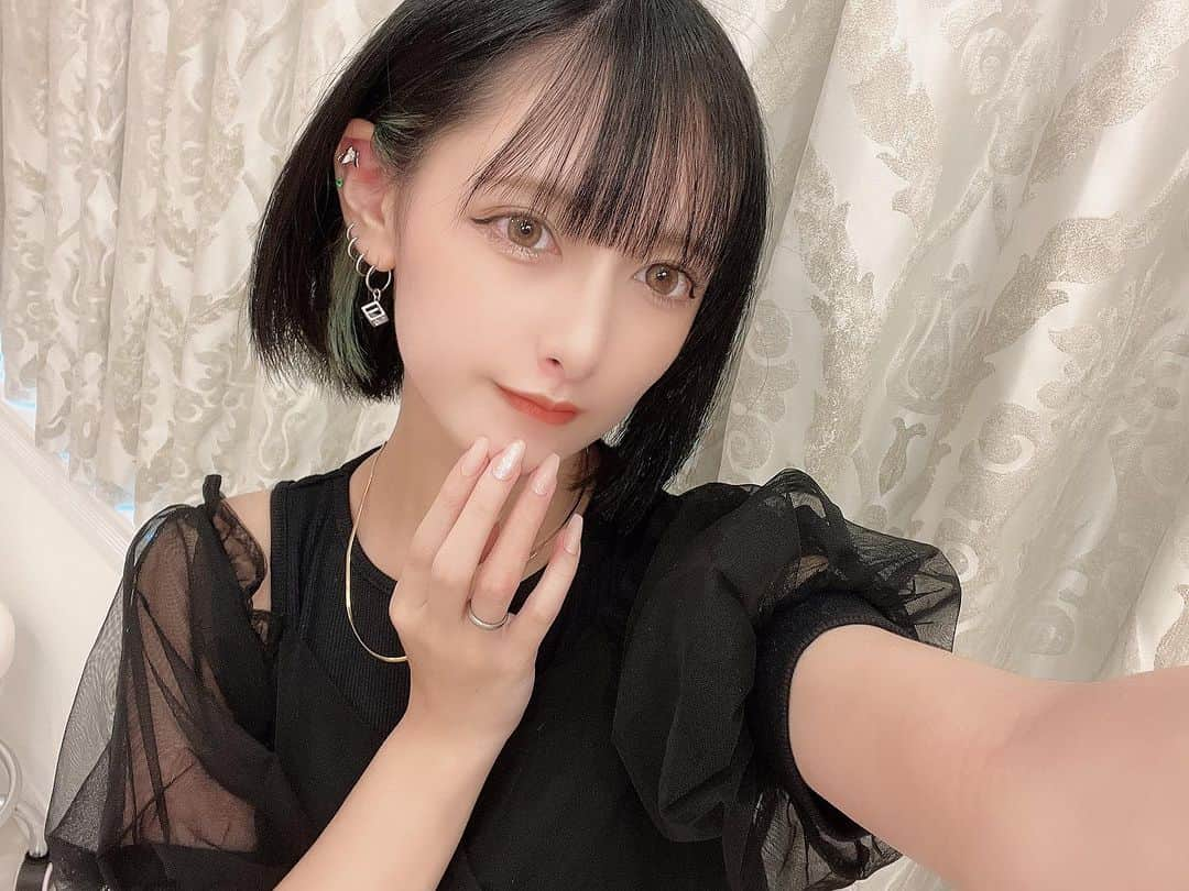 峯宇美七虹（みな氏）のインスタグラム