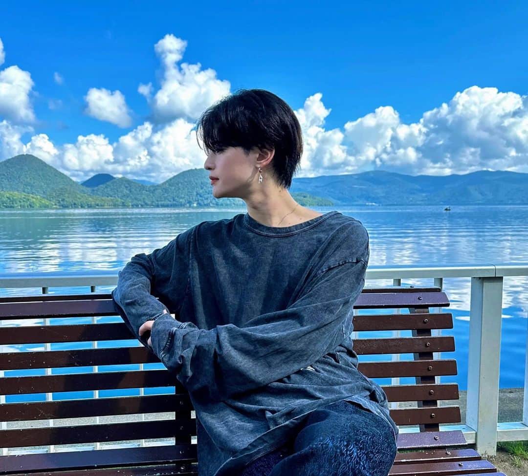 水原匡也のインスタグラム：「風景が絵みたいでめちゃ綺麗🤩 そしてアイフォン変えたから画質最強❗️ コメント待ってます🥳#fyp#洞爺湖」