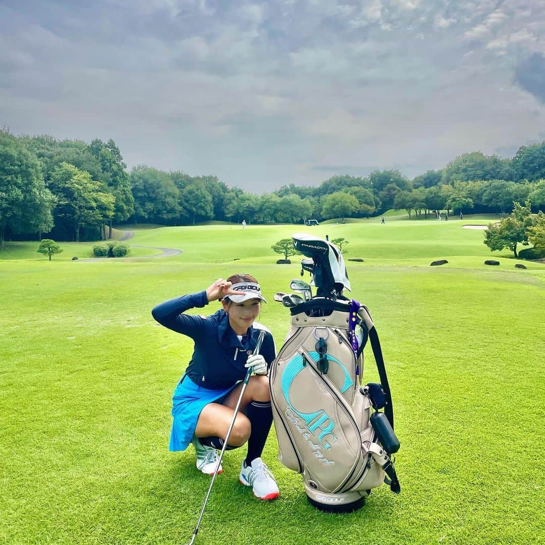 井上莉花さんのインスタグラム写真 - (井上莉花Instagram)「. 先日 @skjuken コンペが開催されました🏌️‍♀️ いつもありがとうございます！  頑張ろう😤　 . #エスケー住建」9月27日 20時21分 - 1124rika