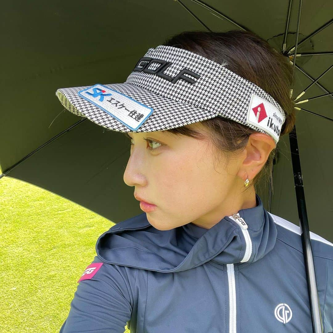 井上莉花さんのインスタグラム写真 - (井上莉花Instagram)「. 先日 @skjuken コンペが開催されました🏌️‍♀️ いつもありがとうございます！  頑張ろう😤　 . #エスケー住建」9月27日 20時21分 - 1124rika