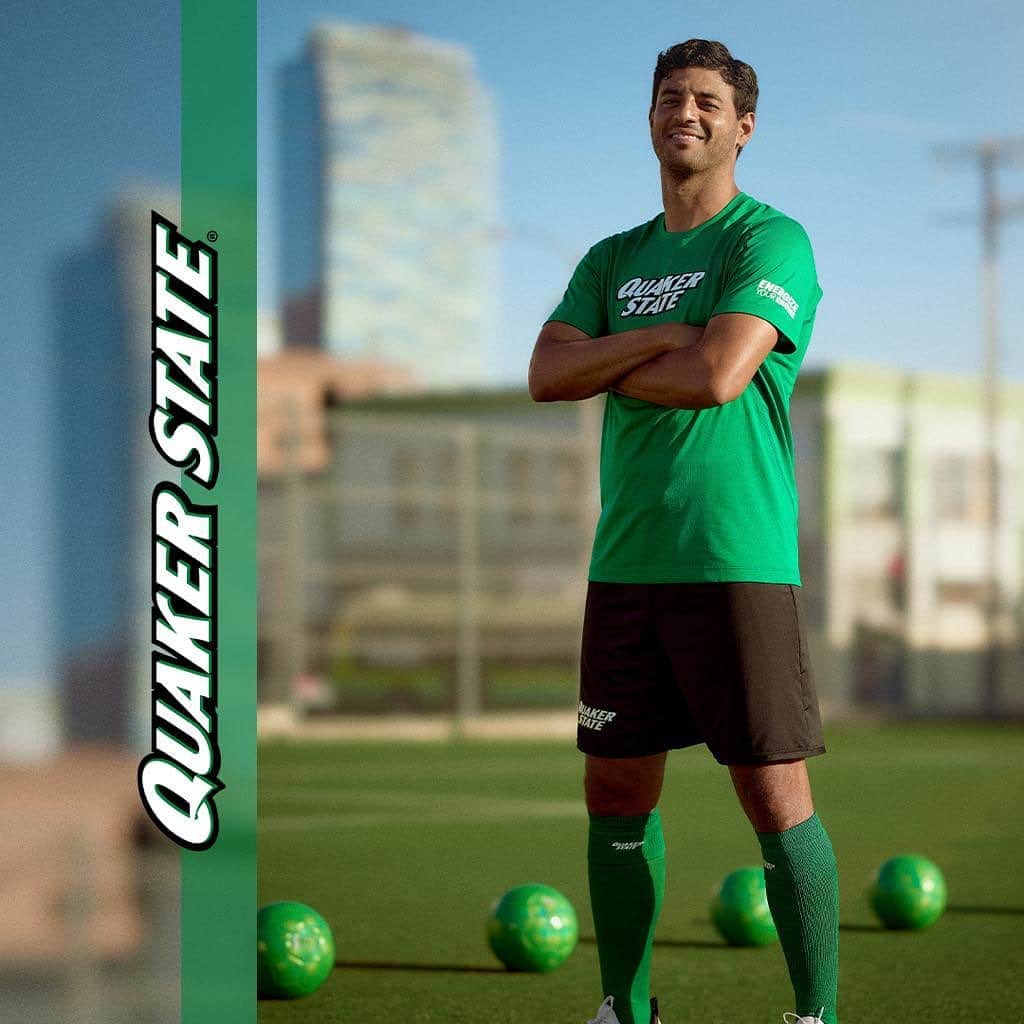 のインスタグラム：「Mayor energía. Mayor diversión. Mayor desempeño. #QuakerState #EnergizeYourEngine #patrocinado  More energy. More fun. Better performance. @QuakerState #sponsored」
