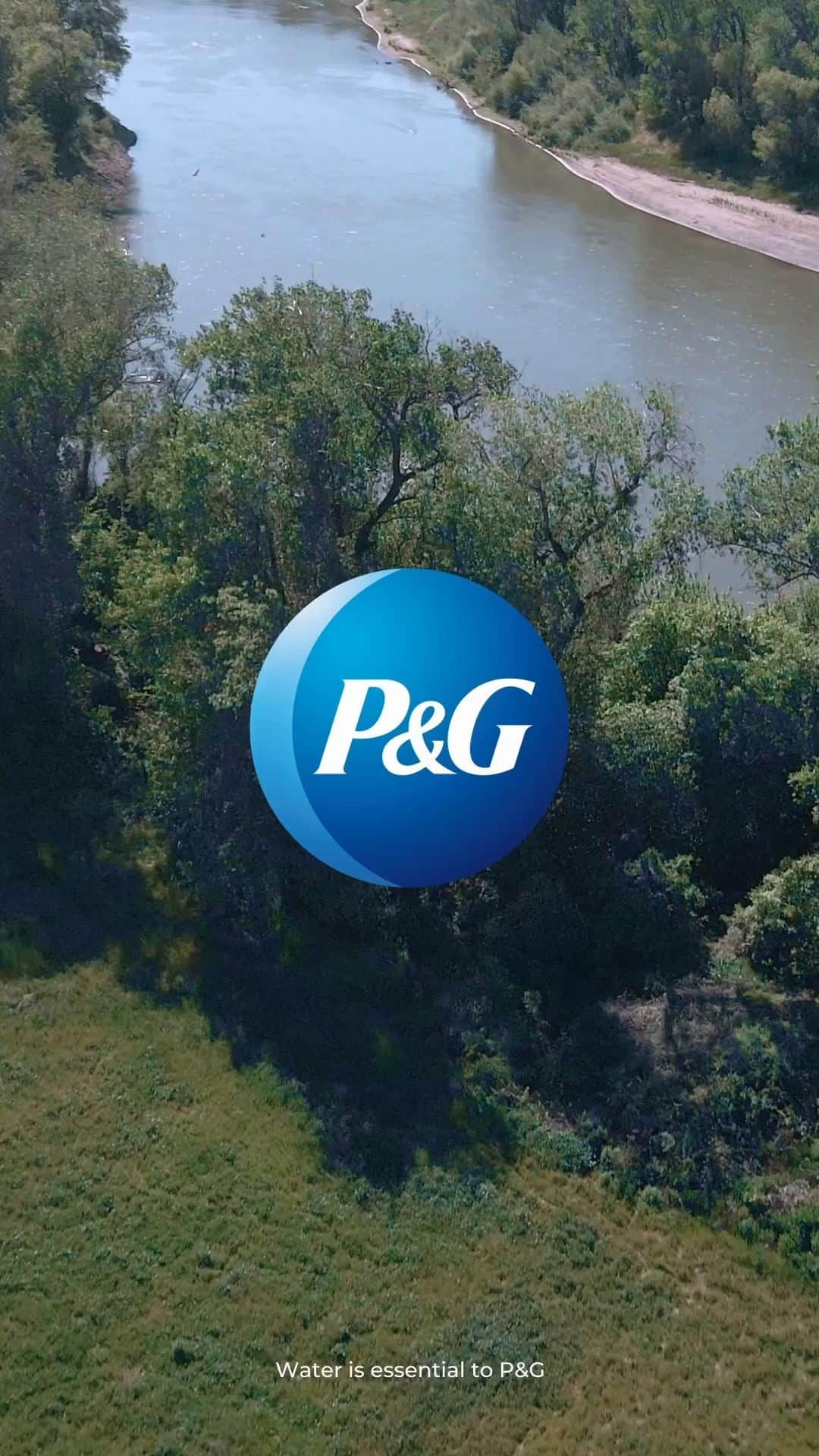 P&G（Procter & Gamble）のインスタグラム：「We want to help build a #WaterPositiveFuture where 💧can sustain people and nature, now and for generations to come.  Water is essential to us, we need water to make all our products and people need water to use most of our products.  We are supporting restoration projects in 18 water-stressed areas around the world, because we know it’s where we can make the biggest difference.  We are partnering with people on-the-ground who have a deep knowledge of local water challenges and solutions, supporting long-term projects that improve, manage, or protect freshwater resources.  #ItsOurHome #WaterConservation.」