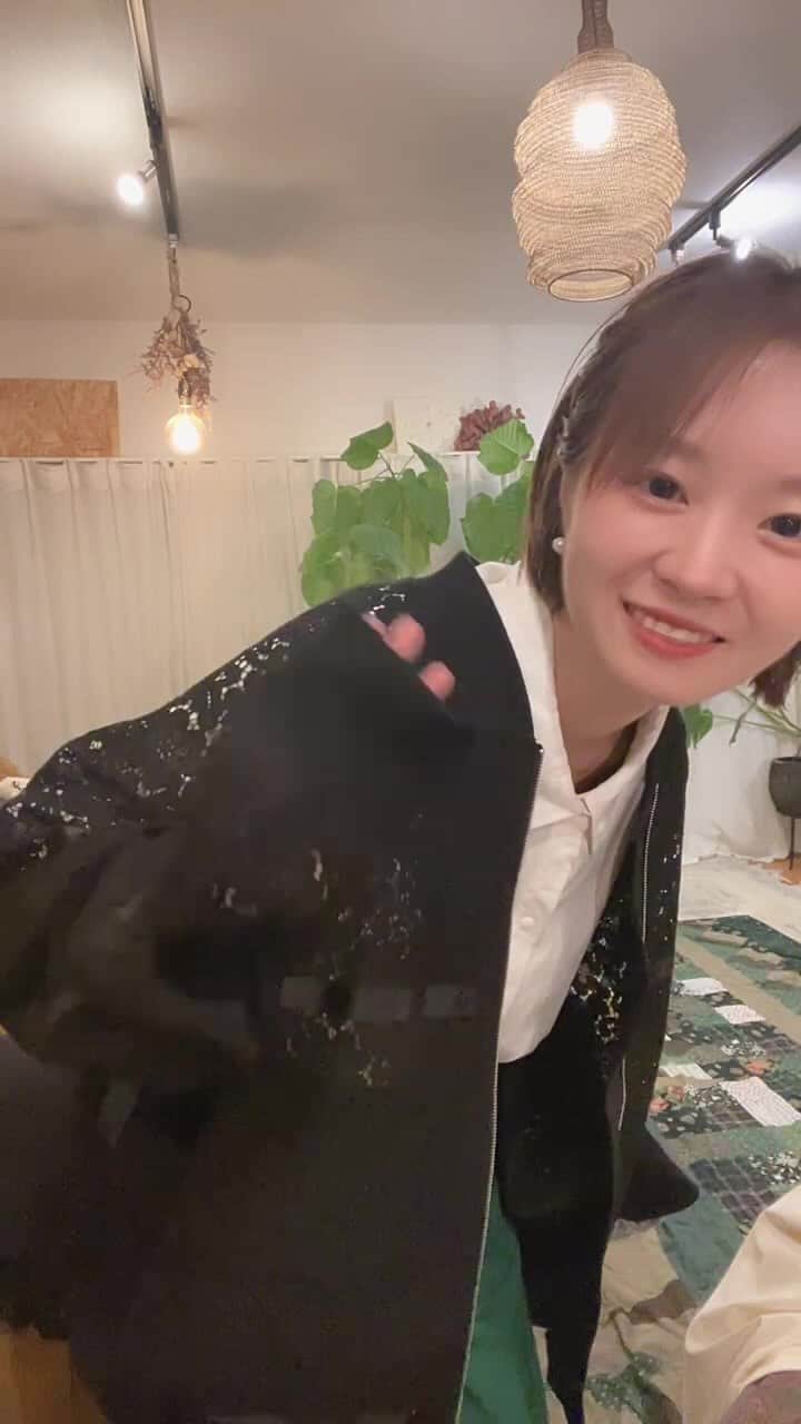 hacohaco8585のインスタグラム：「pipiripapiri秋冬もの 現れましたー！  カウントダウンまたも上手にできませんでしたが、たくさんおめでとうと言っていただきありがとうございます❤️‍🔥  みなさまらしく pipiripapiriを遊んでください☺️  季節の変わり目 ご自愛くださいませ❣️」