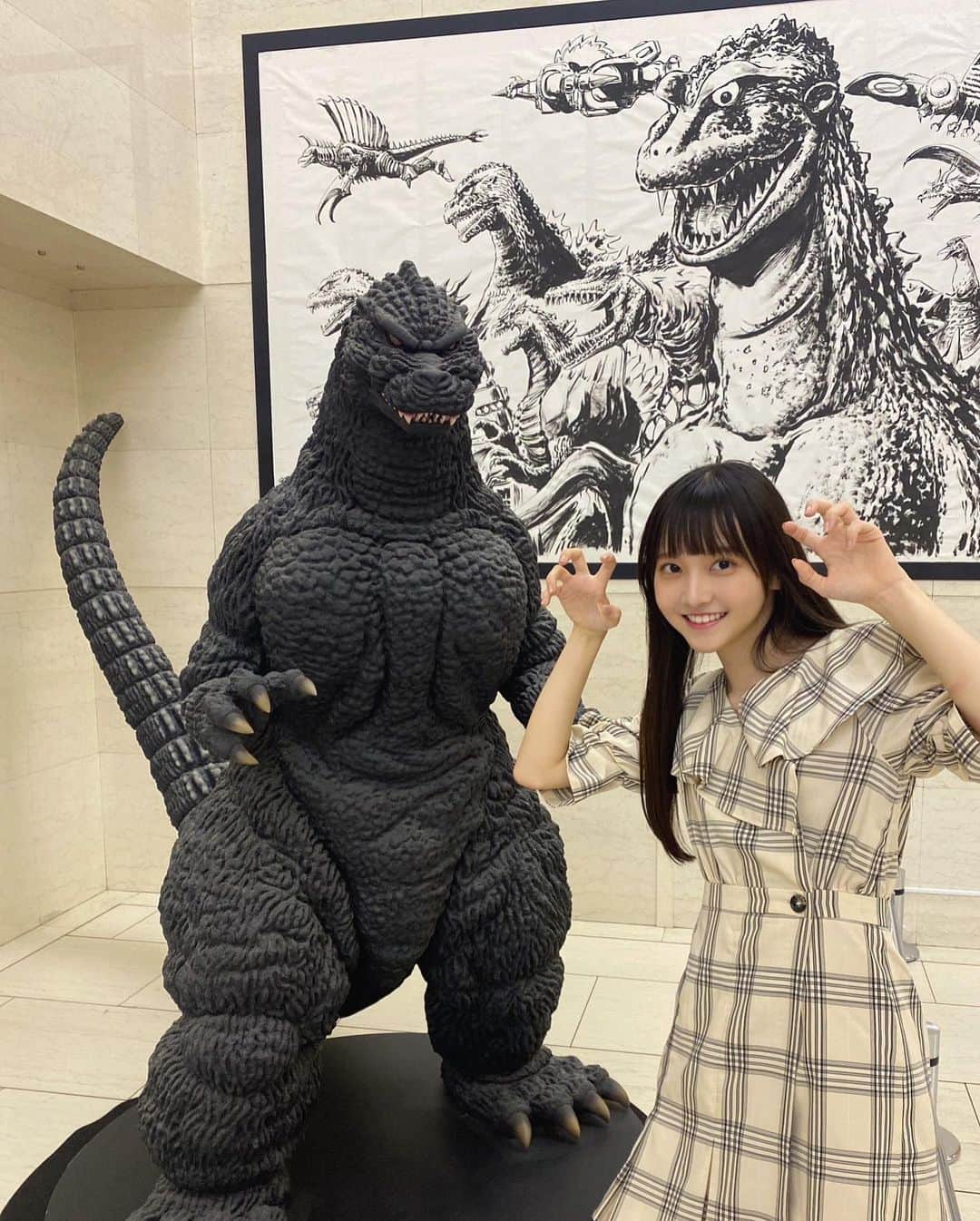 小杉怜子さんのインスタグラム写真 - (小杉怜子Instagram)「映画『 #沈黙の艦隊 』  #試写会 にご招待いただきました🌊✨  原作の海江田(主人公)も #大沢たかお さん演じる海江田も、どっちもカッコイイ…🥹🫶🏻  映像に迫力がありすぎて、ずっと釘付けでした。  皆さまもぜひ👐 観たら感想聞かせてください🍿🎬📽   #小杉怜子  #海上自衛隊」9月27日 20時48分 - rei_co_sugi