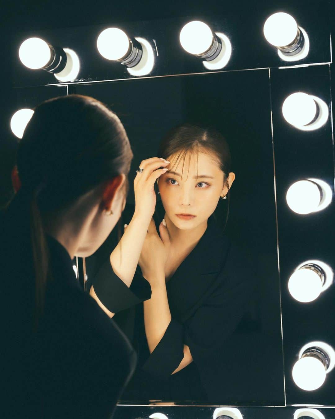 RINA（鈴木理菜）のインスタグラム：「これが最初で最後じゃないことを祈って 僕はまたここに立っている 苦しいくらい高鳴る鼓動を覚悟に変えて  ハイライトの中で僕らずっと/SCANDAL」