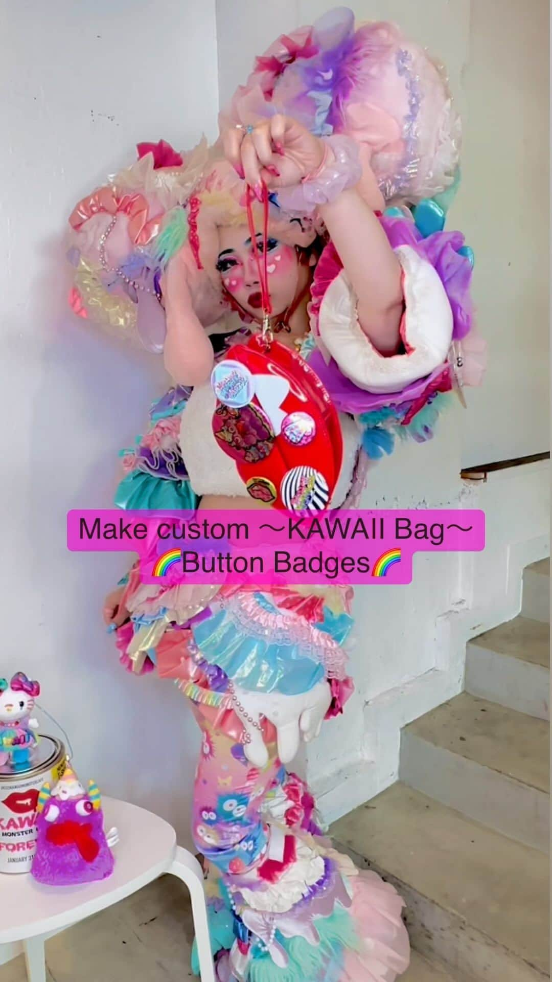 KAWAII MONSTER CAFEのインスタグラム：「Would you like to customize your bag with a KAWAII badge? どのバッジが好き？🌈💗✨  #kawaiimonstercafe#kawaii#harajuku fashion#harajukugirl#japan#tokyo#harajuku#monsterx」