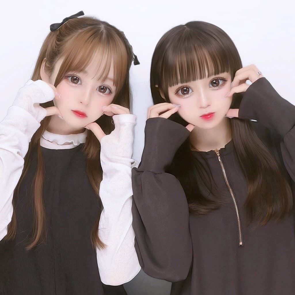 栞麗のインスタグラム：「🤍🖤」