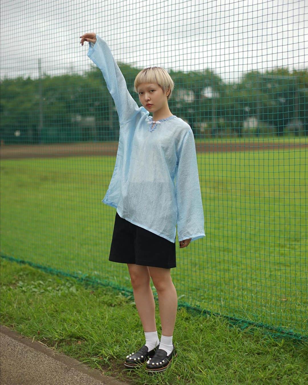 PUNK CAKEさんのインスタグラム写真 - (PUNK CAKEInstagram)「📱ONLINE STORE NEW ARRIVAL 📱  ▫︎ Sax sheer china top  ▫︎ Anchor nylon zip jacket ▫︎ Suede black shorts  🎉10th Anniv POP-UP開催中🎉  10月1日でPUNK CAKEは10周年を迎えます！！！ ポップアップのラスト２日間の9/30,10/1は営業時間を延長して "パンクケイクで立ち飲み" みたいなラフな感じで フードやドリンクも基本持ち込みOKでゆるっと営業しようかと思ってます。 特にパーティーといった感じでもなく 来てくれたみんなで飲みながらお話しして過ごせたらとおもっているので 是非一緒に乾杯しましょう♡ もちろん普通に営業もしてますので お買い物だけでも！ 初めての方も！ 挨拶だけでも！ ご来店大歓迎です🌹 （お祝いなど本当に気を使わずに手ぶらで来てください！来てくださるだけで嬉しいです！）  皆さまにお会いできる時を心よりお待ちしています♡  Kinjy   日程/ 9.23(土)～9.29(金) 時間/ 13:00～20:00   日程/ 9/30(土)10/1(日) 時間/ 14:00～22:00 くらい？  場所/ 東京都目黒区鷹番3-4-10 2F」9月27日 21時10分 - punk_cake