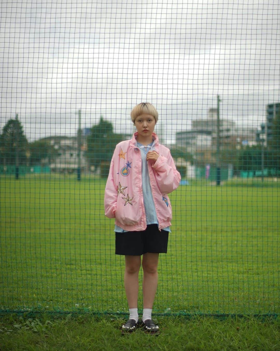 PUNK CAKEさんのインスタグラム写真 - (PUNK CAKEInstagram)「📱ONLINE STORE NEW ARRIVAL 📱  ▫︎ Sax sheer china top  ▫︎ Anchor nylon zip jacket ▫︎ Suede black shorts  🎉10th Anniv POP-UP開催中🎉  10月1日でPUNK CAKEは10周年を迎えます！！！ ポップアップのラスト２日間の9/30,10/1は営業時間を延長して "パンクケイクで立ち飲み" みたいなラフな感じで フードやドリンクも基本持ち込みOKでゆるっと営業しようかと思ってます。 特にパーティーといった感じでもなく 来てくれたみんなで飲みながらお話しして過ごせたらとおもっているので 是非一緒に乾杯しましょう♡ もちろん普通に営業もしてますので お買い物だけでも！ 初めての方も！ 挨拶だけでも！ ご来店大歓迎です🌹 （お祝いなど本当に気を使わずに手ぶらで来てください！来てくださるだけで嬉しいです！）  皆さまにお会いできる時を心よりお待ちしています♡  Kinjy   日程/ 9.23(土)～9.29(金) 時間/ 13:00～20:00   日程/ 9/30(土)10/1(日) 時間/ 14:00～22:00 くらい？  場所/ 東京都目黒区鷹番3-4-10 2F」9月27日 21時10分 - punk_cake