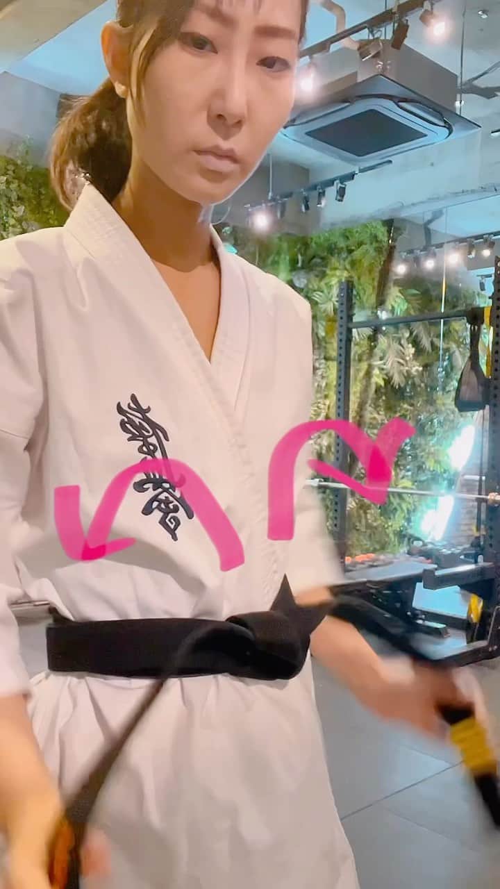 浜井美香のインスタグラム：「#kyokushin #karate #martialarts #kick #kumite #warrior #karatekid #Киокушин  #каратэ #空手 #تمرين  #japan」