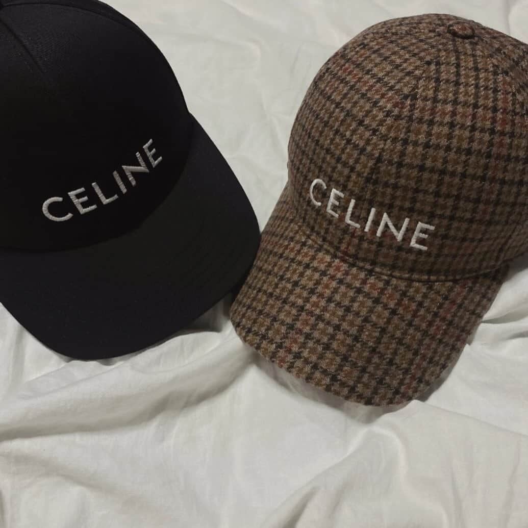 Maiさんのインスタグラム写真 - (MaiInstagram)「・ この前投稿した @celine のニットを買った時に一緒に買ってたキャップ☝️  CELINEのロゴとチェック柄が可愛い♡  寒くなったらニットとかジャケット合わせたら可愛いだろうなぁ🤎🤎  #celine #celinebyhedislimane」9月27日 21時25分 - maimaimai1016