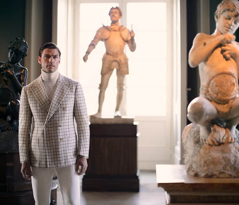 チェザーレ アットリーニのインスタグラム：「Art is the language of timeless beauty. Art is the language that has always inspired our beloved Maestro Cesare, even before him father Vincenzo and still continues to illuminate our path today.  Our FW23/24 timeless story is out on our web site (link in bio).   #CesareAttolini #CesareAttoliniNapoli #Attolini #SartoriaAttolini #TimelessElegance #Bespoke #Handmade」