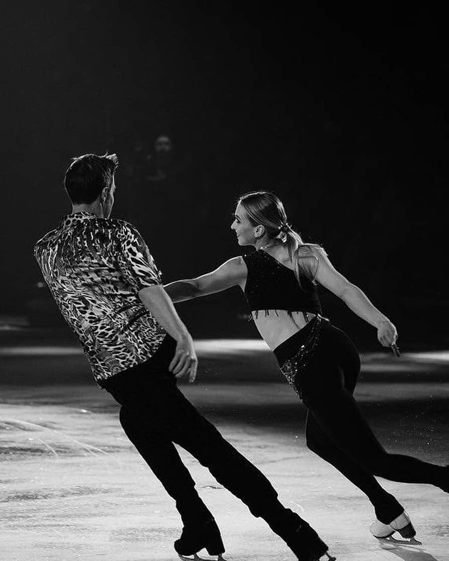 ニキータ・カツァラポフさんのインスタグラム写真 - (ニキータ・カツァラポフInstagram)「Те самые кадры, когда отдаешься волне музыки и творчества⛸️」9月27日 21時32分 - nikita_katsalapov