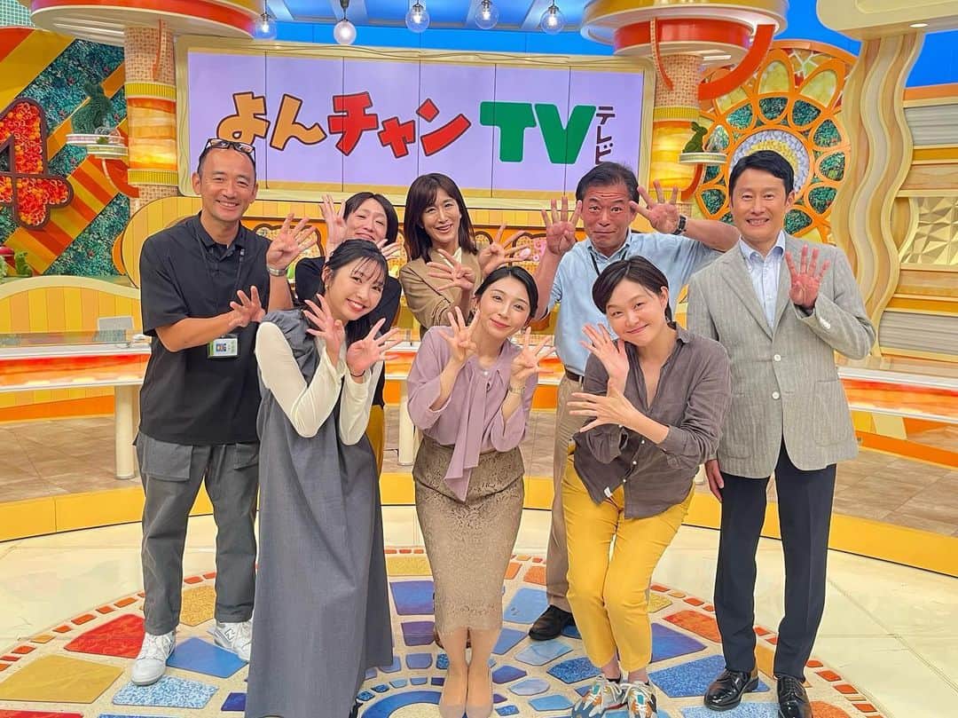 のインスタグラム：「大好きなアナ室の先輩後輩も顔を出してくれました🥹🌸　#mbs #アナウンサー #よんチャンポーズ」