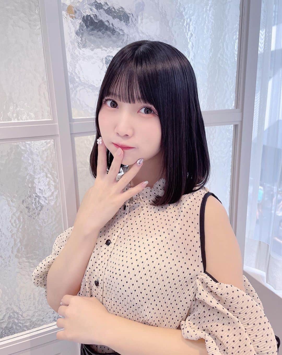 のインスタグラム：「この間髪メンテしたときの！🍨」